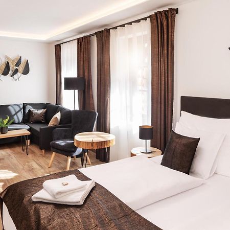 Wellness Hotel Ondrasuv Dvur Bila  Buitenkant foto