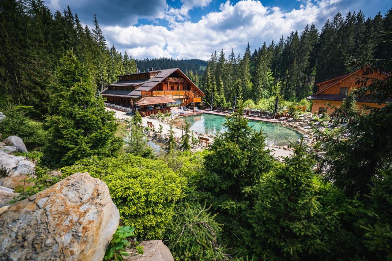 Wellness Hotel Ondrasuv Dvur Bila  Buitenkant foto