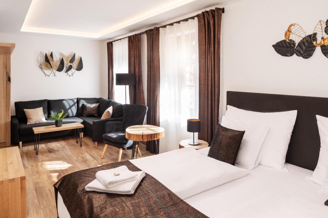 Wellness Hotel Ondrasuv Dvur Bila  Buitenkant foto