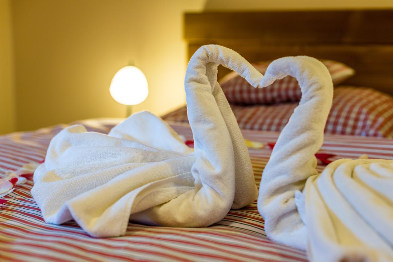Wellness Hotel Ondrasuv Dvur Bila  Buitenkant foto
